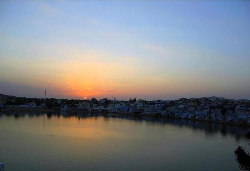 هتل Pushkar Palace