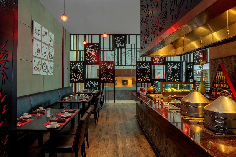 Radisson Blu Plaza Hotel Hyderabad Banjara Hills