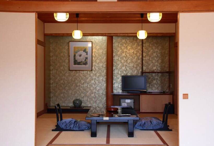 Hotel 楽気ハウス甲斐路 Raki House Kaiji