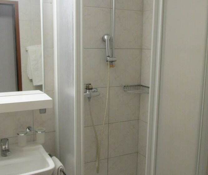 ホテル Apartments Patricia