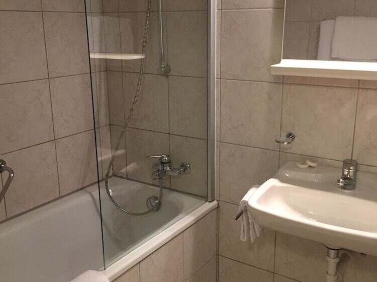 ホテル Apartments Patricia