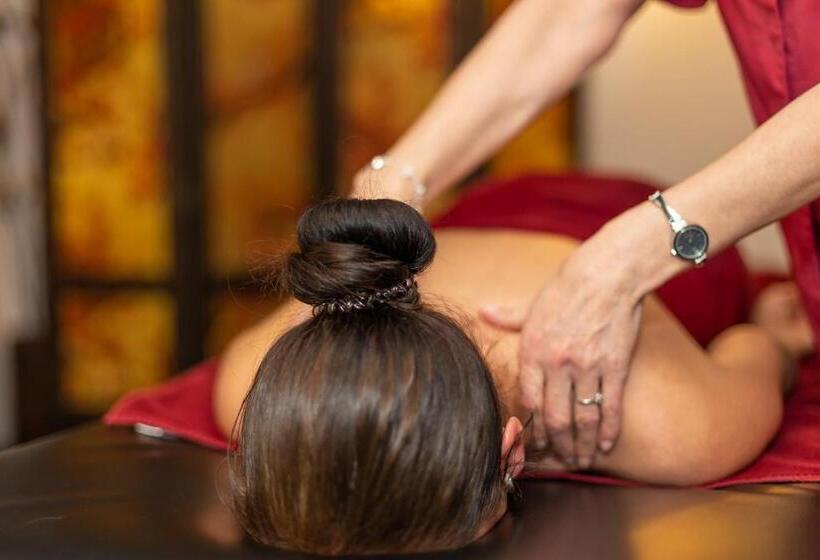 Отель Rizzo Boutique