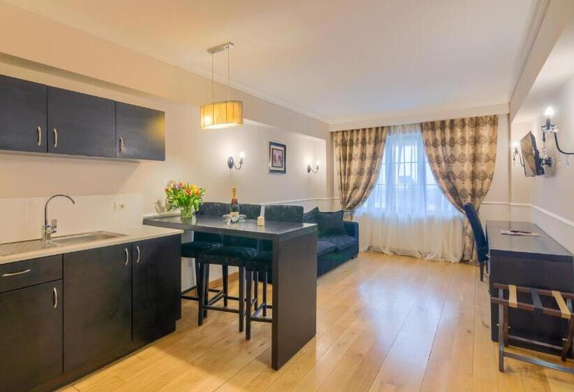 Отель Rizzo Boutique