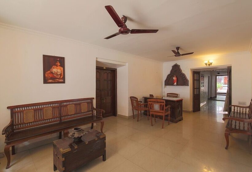 فندق Rossitta Wood Castle