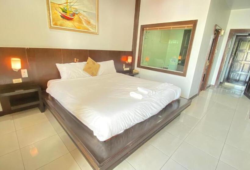 Hotel Sm Patong Resort