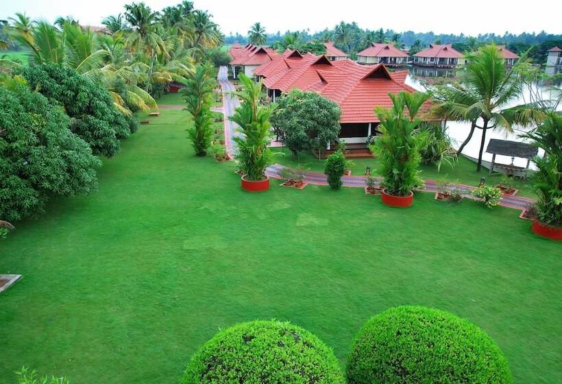 فندق Sterling Lake Palace Alleppey
