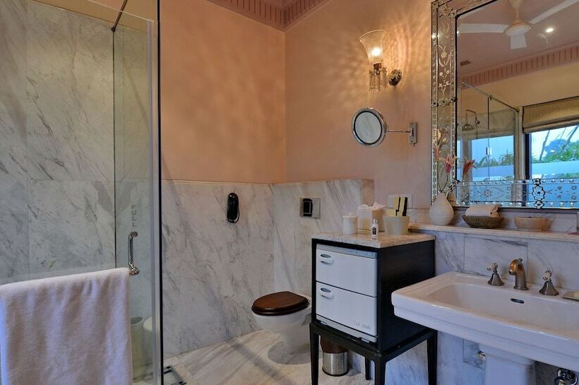 Отель Taj Nadesar Palace