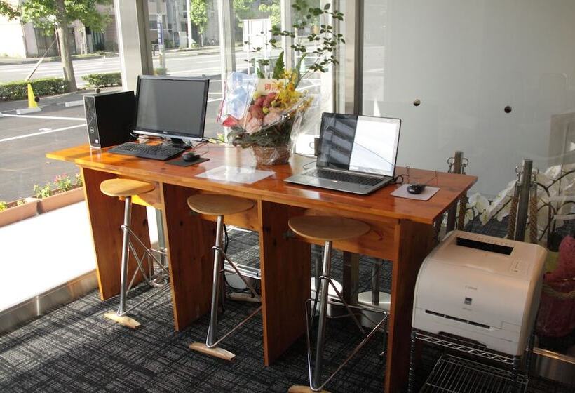 Отель Takamatsu Century