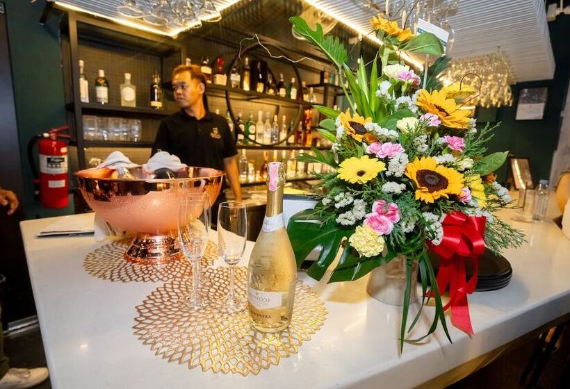 فندق The Color Kata