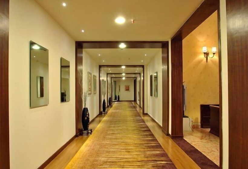 酒店 The Grand Magrath