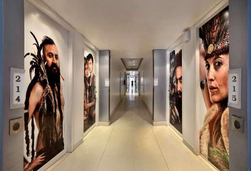 ホテル The Park Calangute Goa