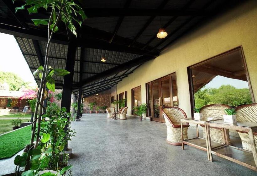 בית מלון כפרי Treehouse The Pugmark