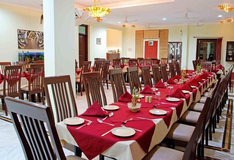 בית מלון כפרי Treehouse The Pugmark