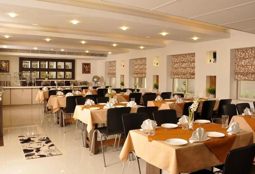 בית מלון כפרי Treehouse The Pugmark