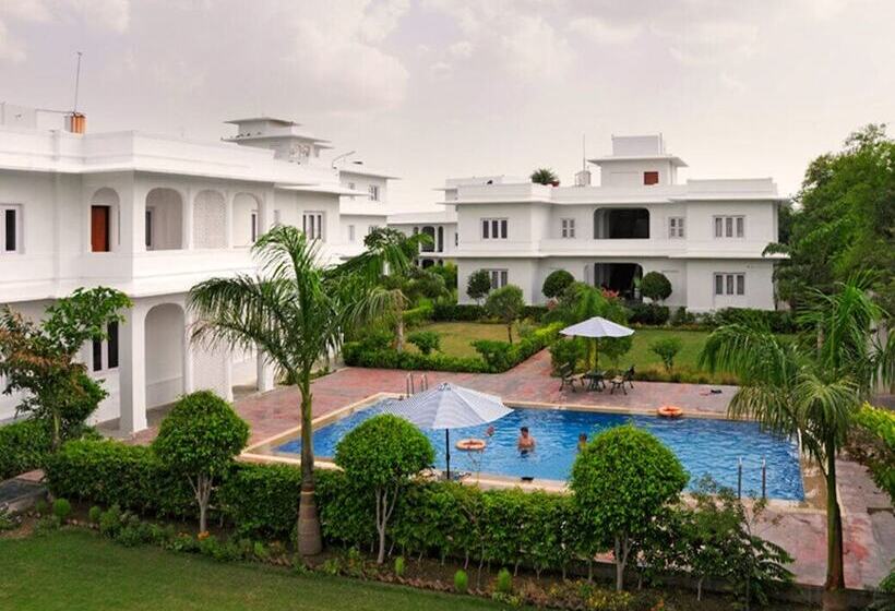 فندق Udai Vilas Palace