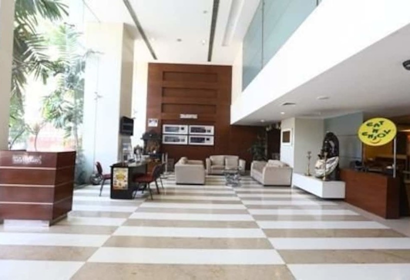 هتل Vaishnaoi