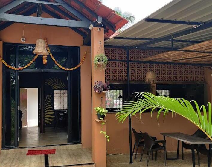 호텔 Vinsons Cottages