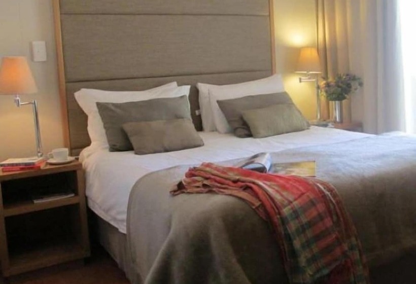 Lagoon Beach Hotel & Spa