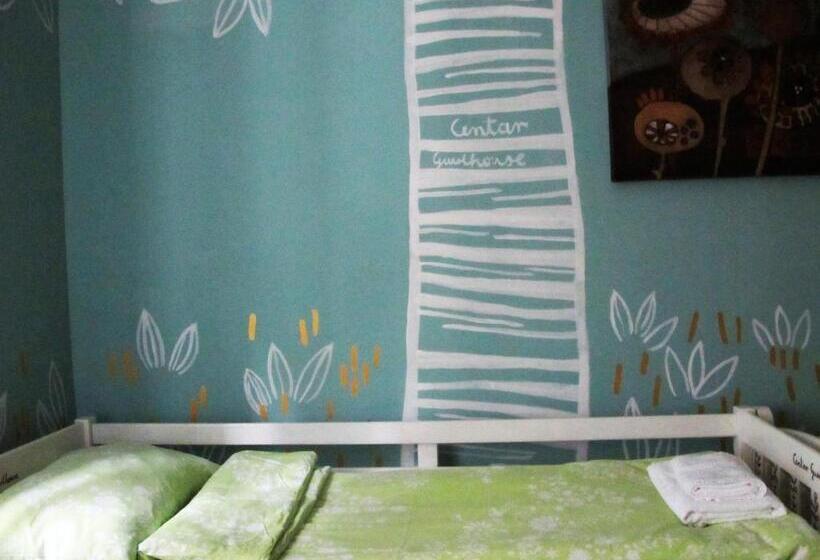 פנסיון Centar Guesthouse