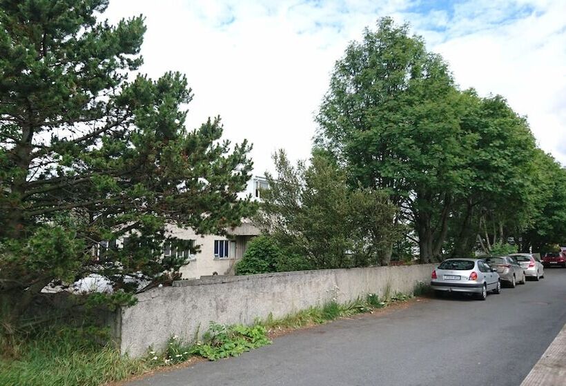 تختخواب و صبحانه Alba Guesthouse