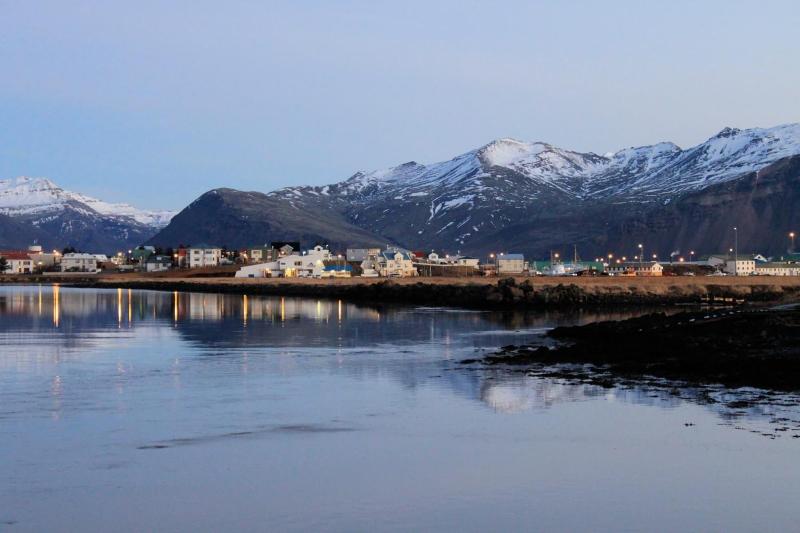 تختخواب و صبحانه Guesthouse Hvammur