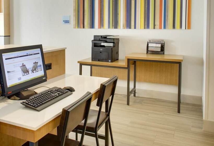 Holiday Inn Express Hotel & Suites Chickasha, An Ihg