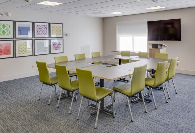 Holiday Inn Express Hotel & Suites Chickasha, An Ihg