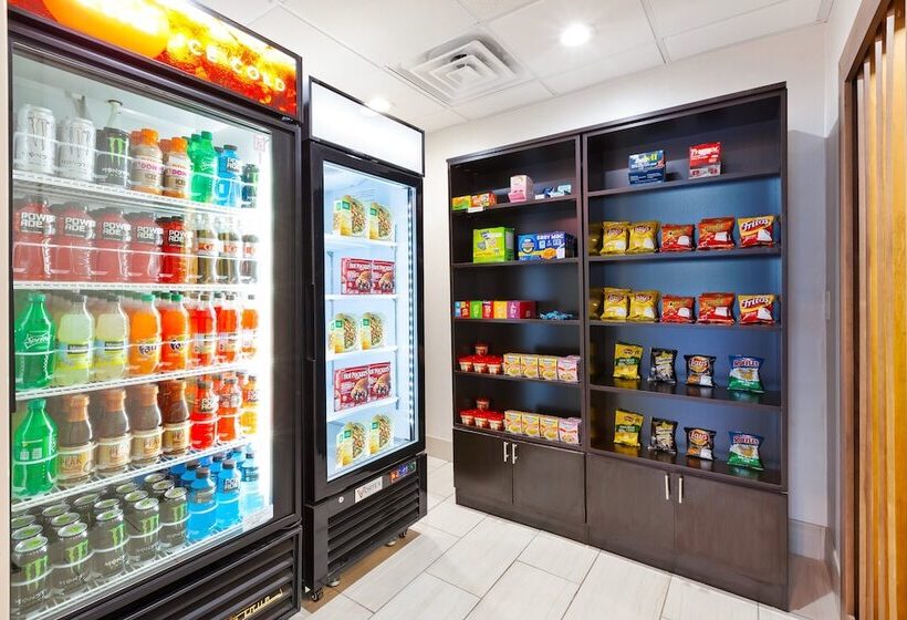 Holiday Inn Express Hotel & Suites Cleveland Richfield, An Ihg