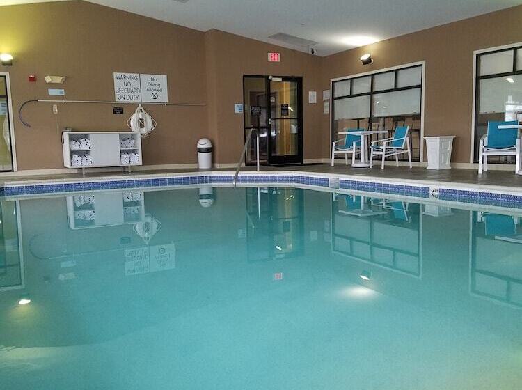 Holiday Inn Express Hotel & Suites Kingsport Meadowview I 26, An Ihg