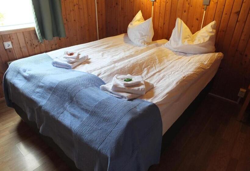 هتل Neðra Vatnshorn