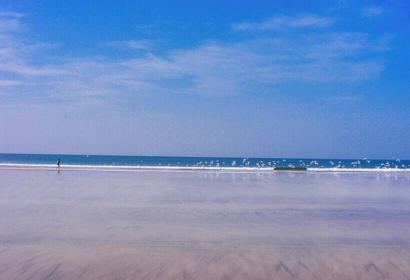 فندق Blue Ocean The Fern Resort & Spa Ganpatipule