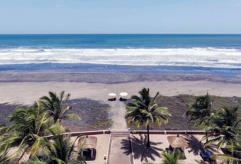 Отель Blue Ocean The Fern Resort & Spa Ganpatipule