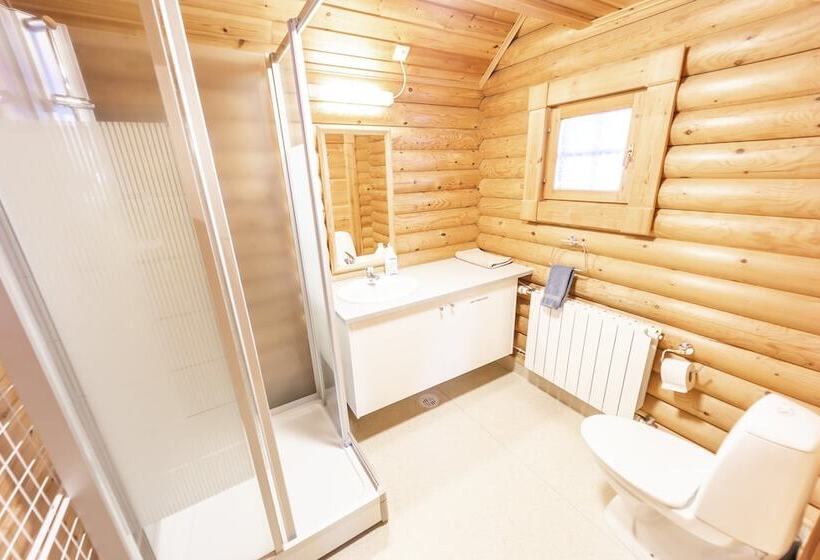 هتل Brimnes Cabins