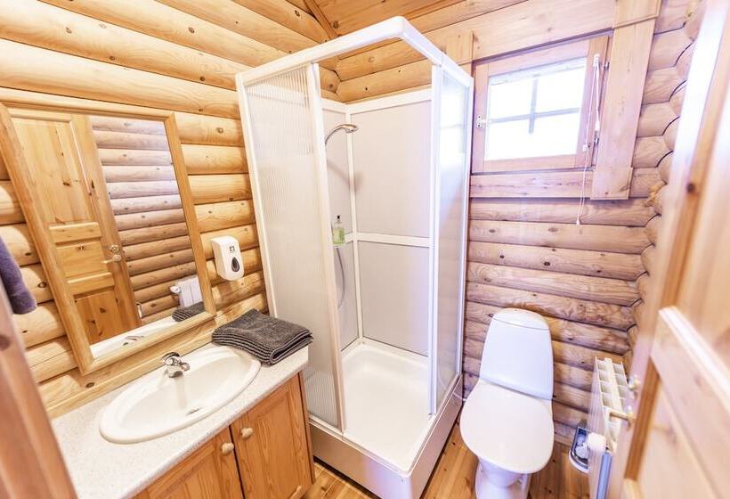 هتل Brimnes Cabins