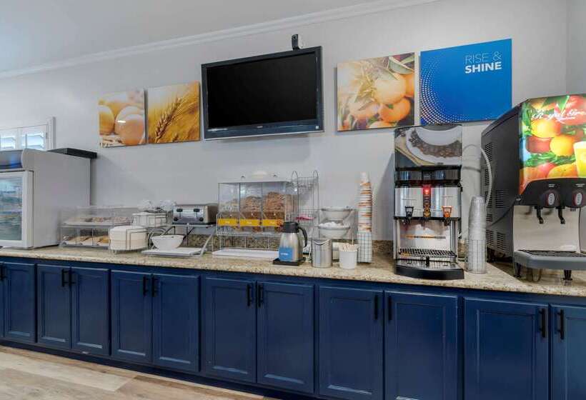 בית מלון כפרי Comfort Inn Carmel By The Sea