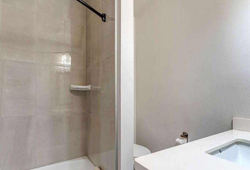 בית מלון כפרי Comfort Inn Carmel By The Sea