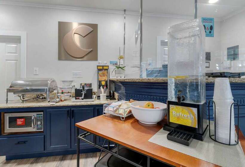 בית מלון כפרי Comfort Inn Carmel By The Sea