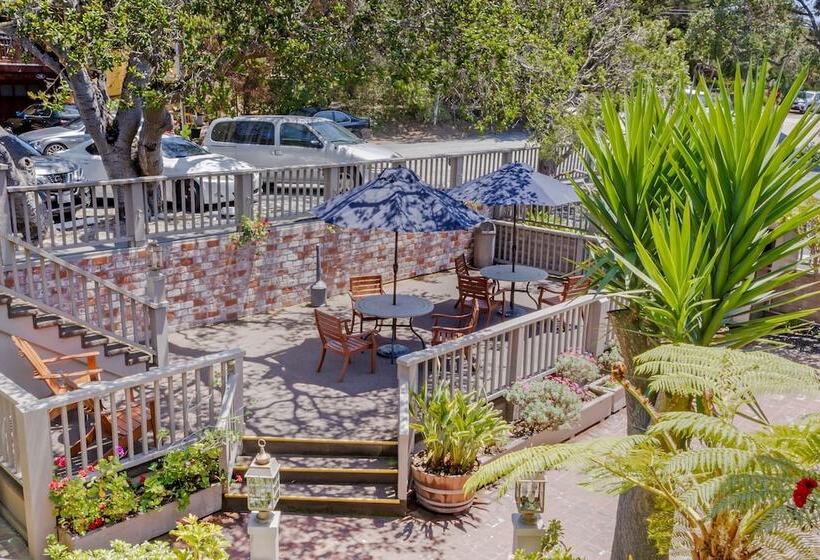 ホテル Comfort Inn Carmel By The Sea