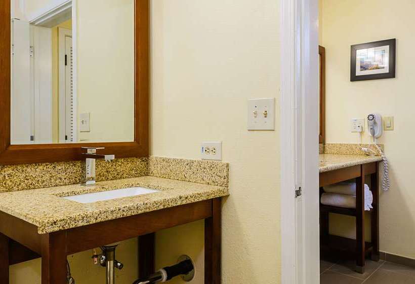 فندق Comfort Inn Monterey Peninsula Airport