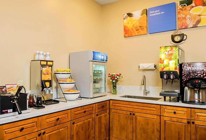فندق Comfort Inn Monterey Peninsula Airport