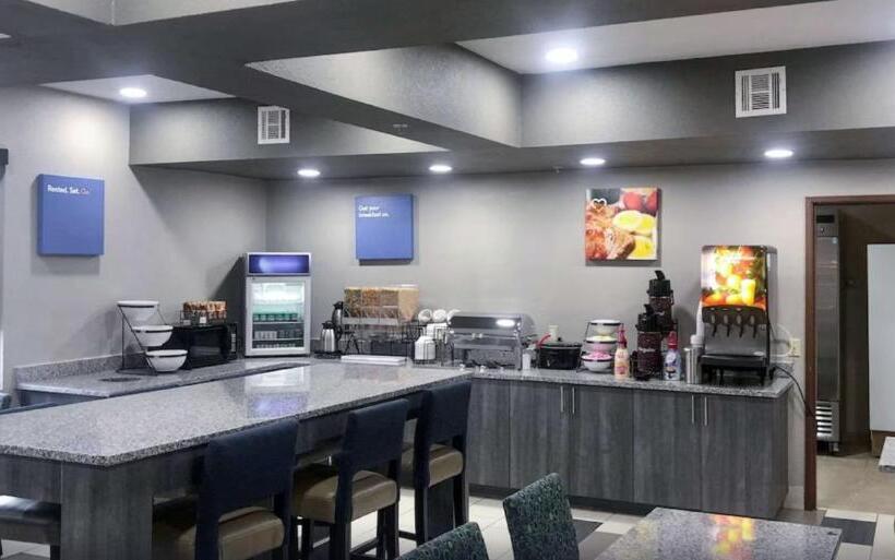 فندق Comfort Inn Owasso – Tulsa