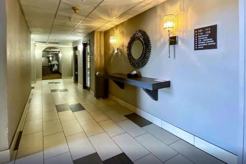 فندق Comfort Inn Owasso – Tulsa