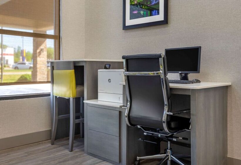 فندق Comfort Inn & Suites Greer  Greenville