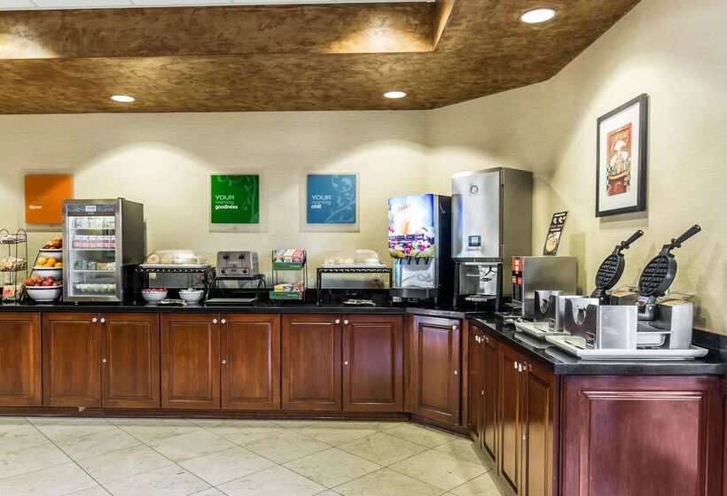 فندق Comfort Inn & Suites Henderson  Las Vegas