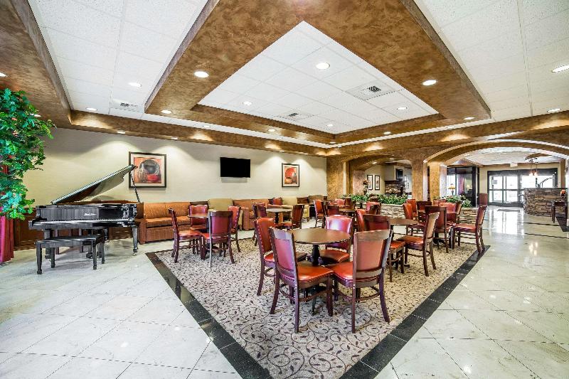 هتل Comfort Inn & Suites Henderson  Las Vegas