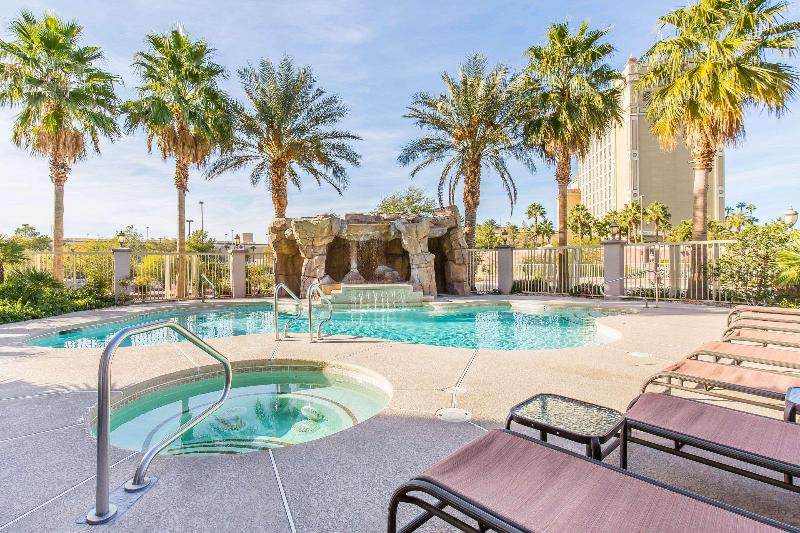 فندق Comfort Inn & Suites Henderson  Las Vegas