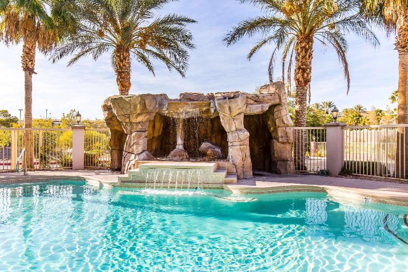 فندق Comfort Inn & Suites Henderson  Las Vegas