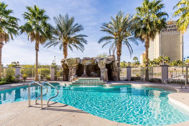 فندق Comfort Inn & Suites Henderson  Las Vegas