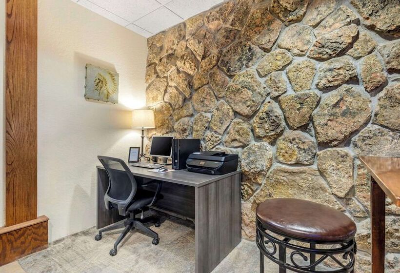 בית מלון כפרי Comfort Inn & Suites Mt. Rushmore