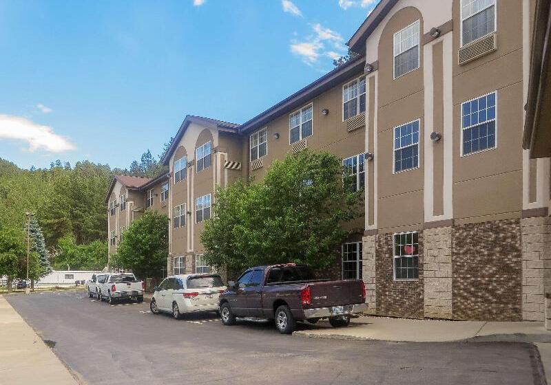 هتل Comfort Inn & Suites Mt. Rushmore